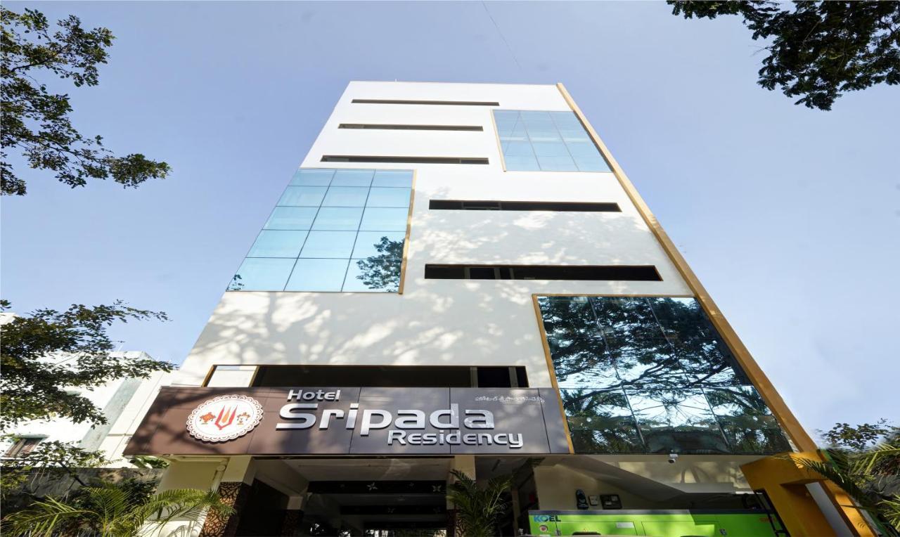 होटल Treebo Sripadha Residency Alipiri Road 3*
